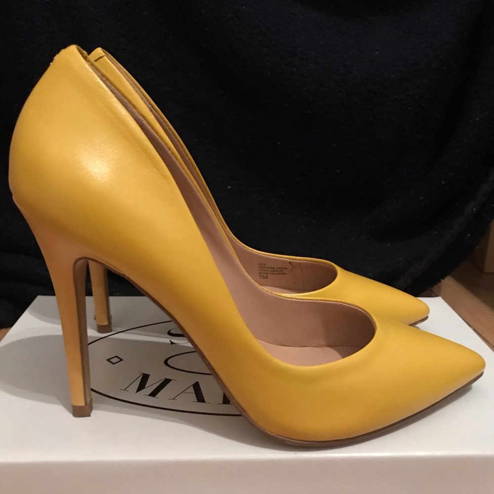 Yellow pumps shoes, Charles by Charles David